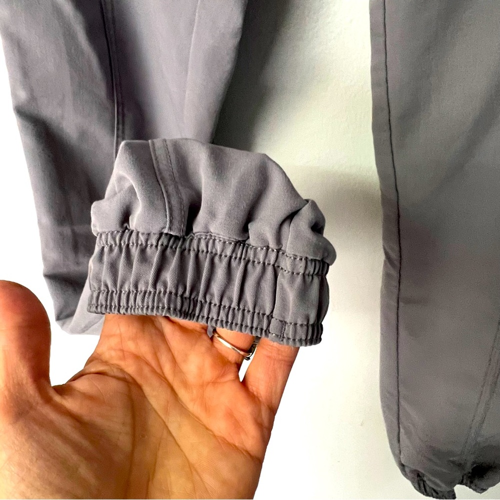 Jaanuu scrub pants